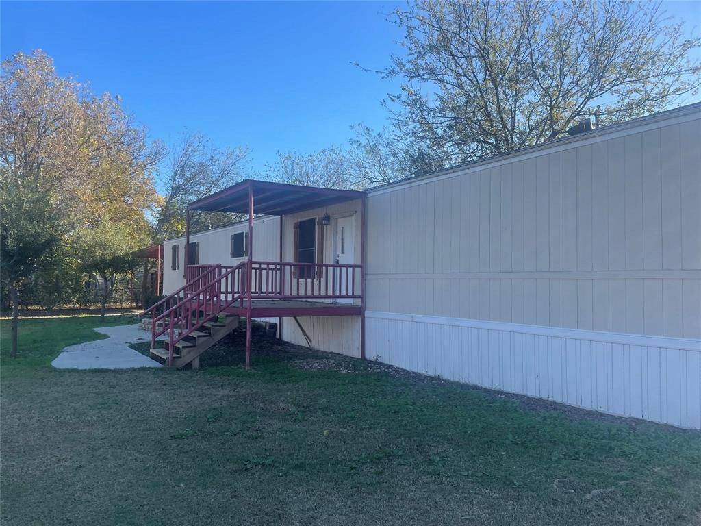 3716 Brook Valley Street, Granbury, TX 76048