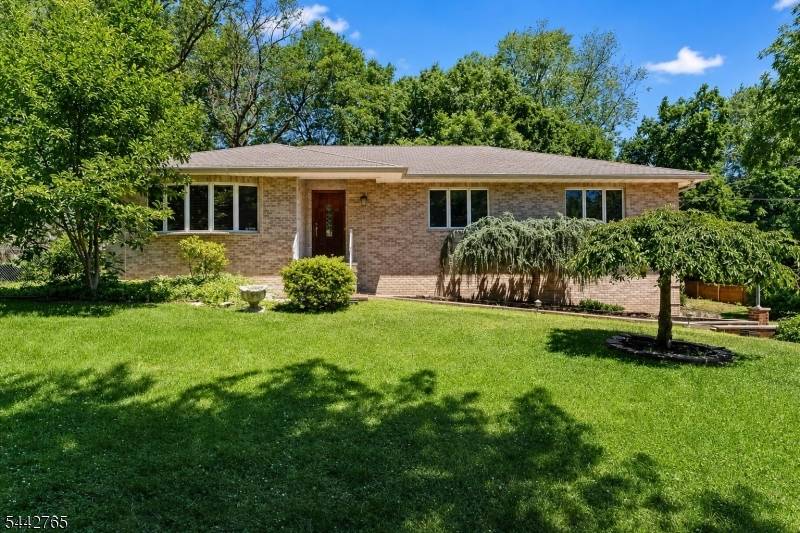 1542 Us Highway 22, Mountainside Boro, NJ 07092
