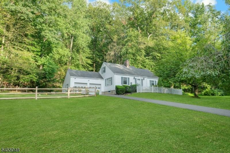 27 Wood Rd, Morris Twp., NJ 07960