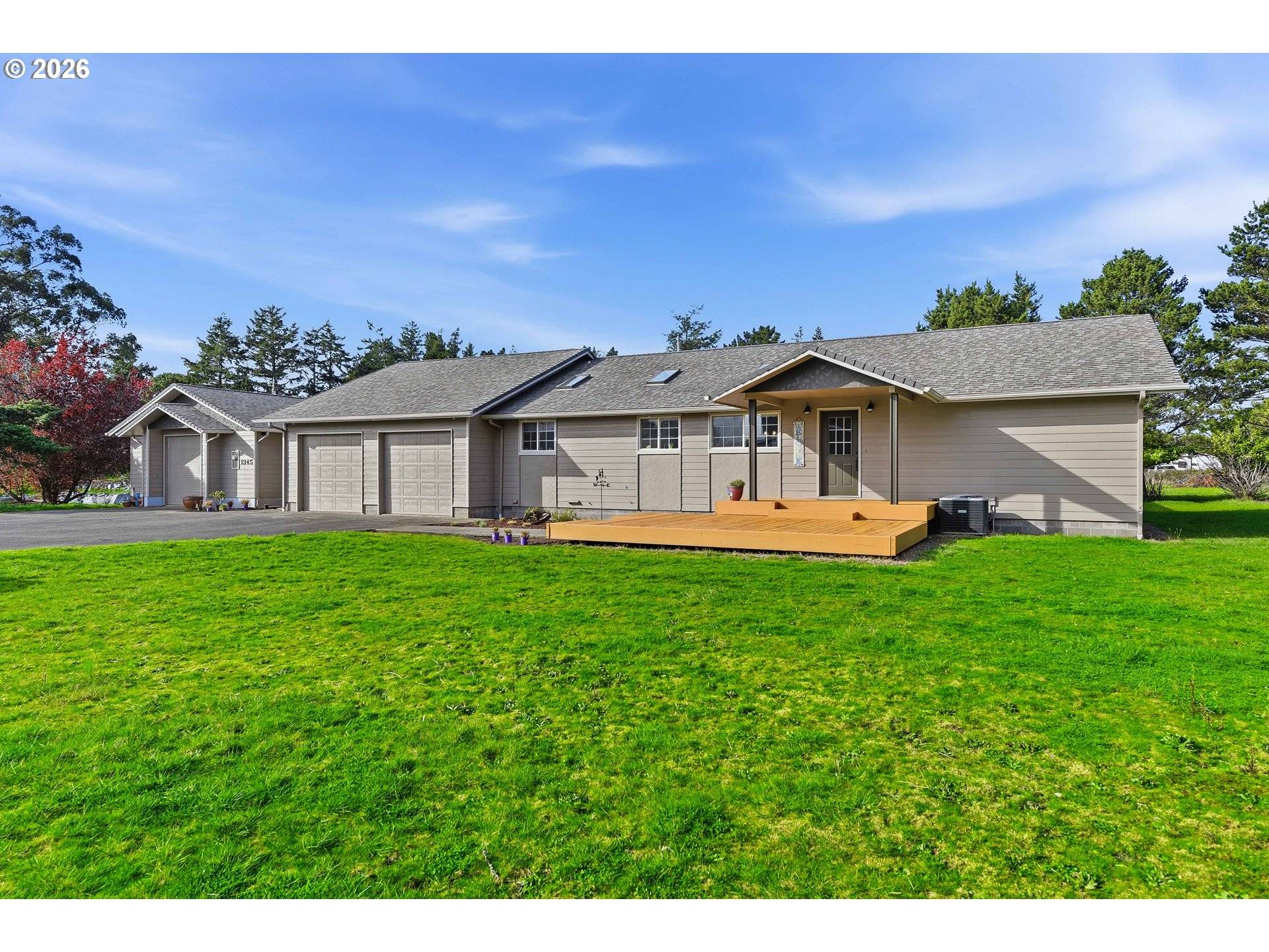 1345 SANFORD ST, Coos Bay, OR 97420
