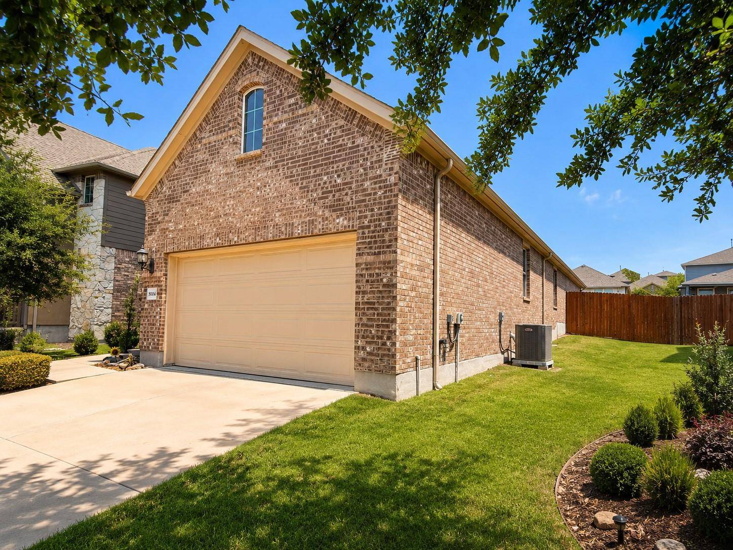 8004 Autumn Moor BND, Lago Vista, TX 78645