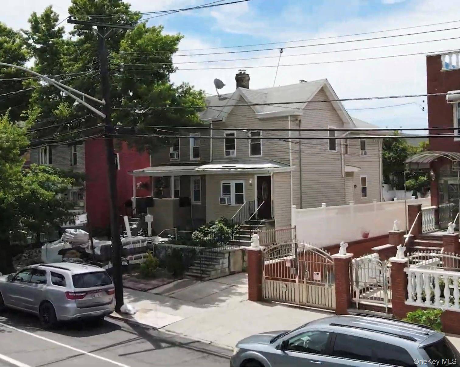 752 E 222nd ST, Bronx, NY 10467