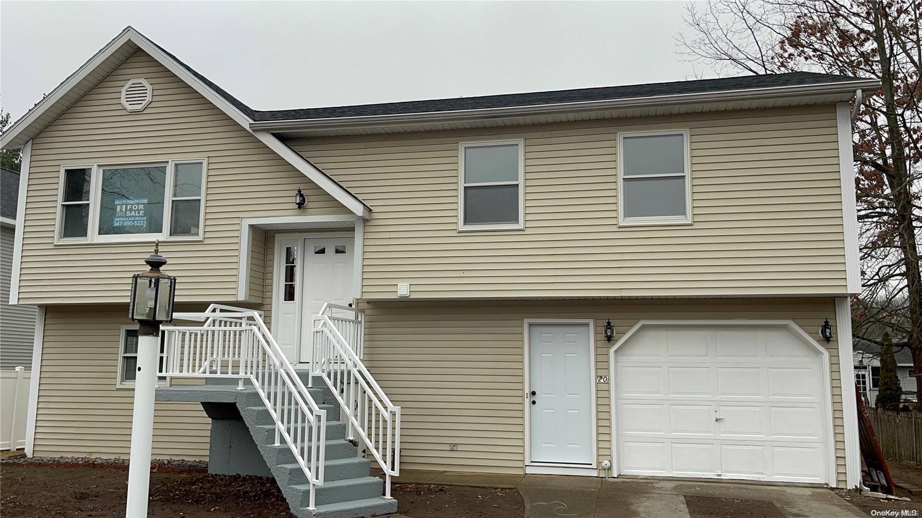 20 Patterson DR, Bethlehem, NY 12054