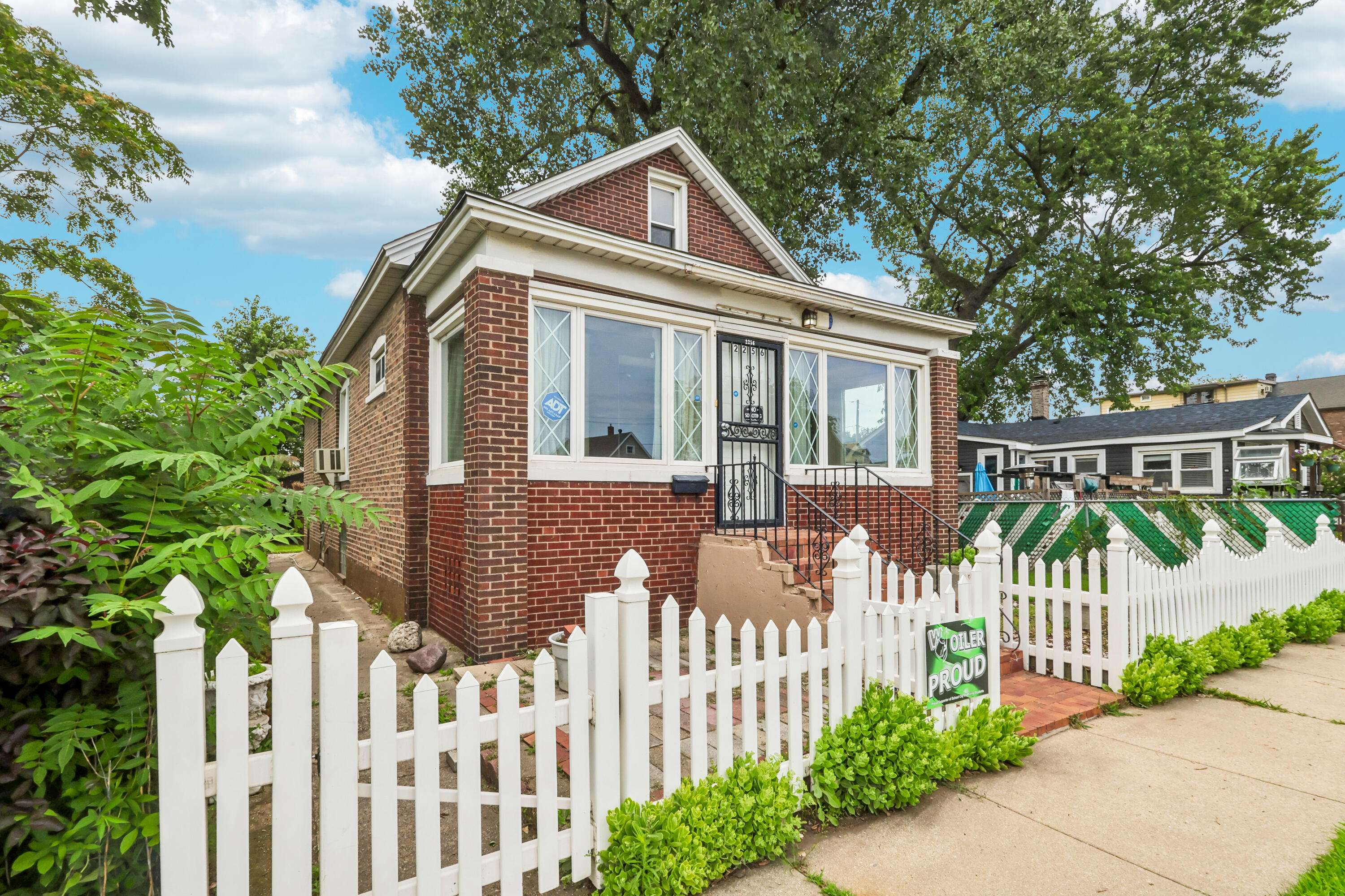 2256 White Oak AVE, Whiting, IN 46394