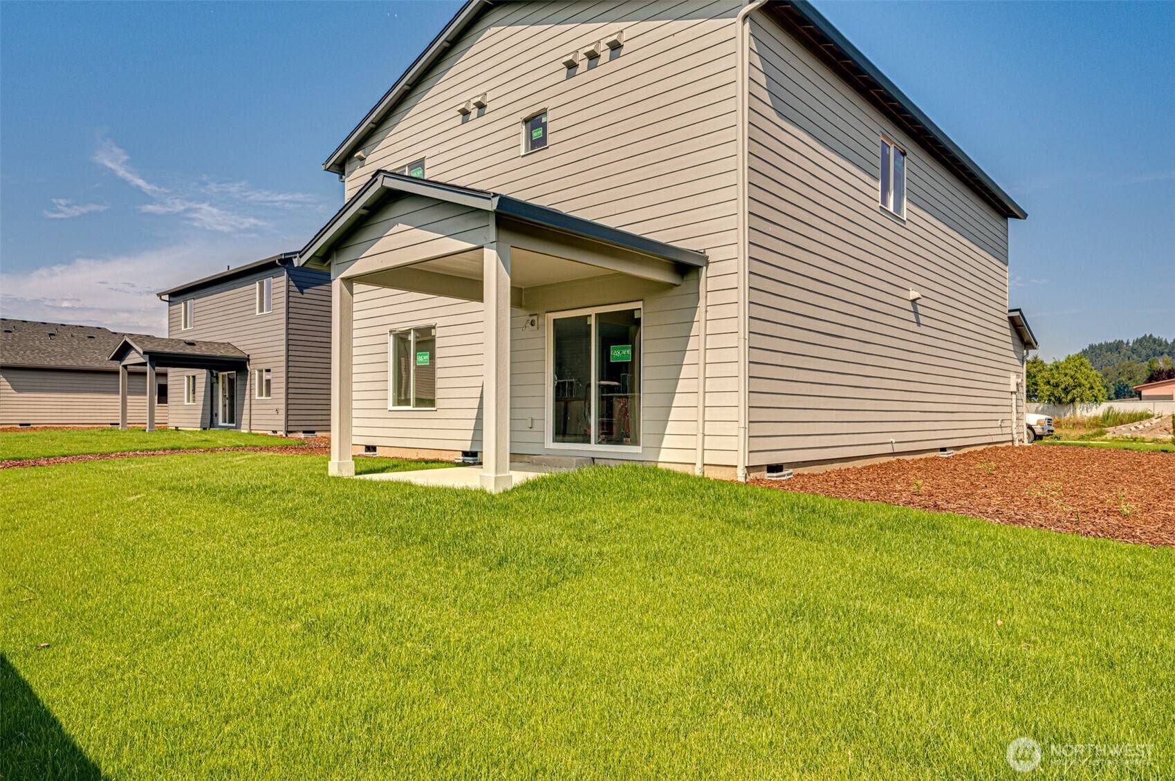 2016 Henderson WAY, Longview, WA 98632