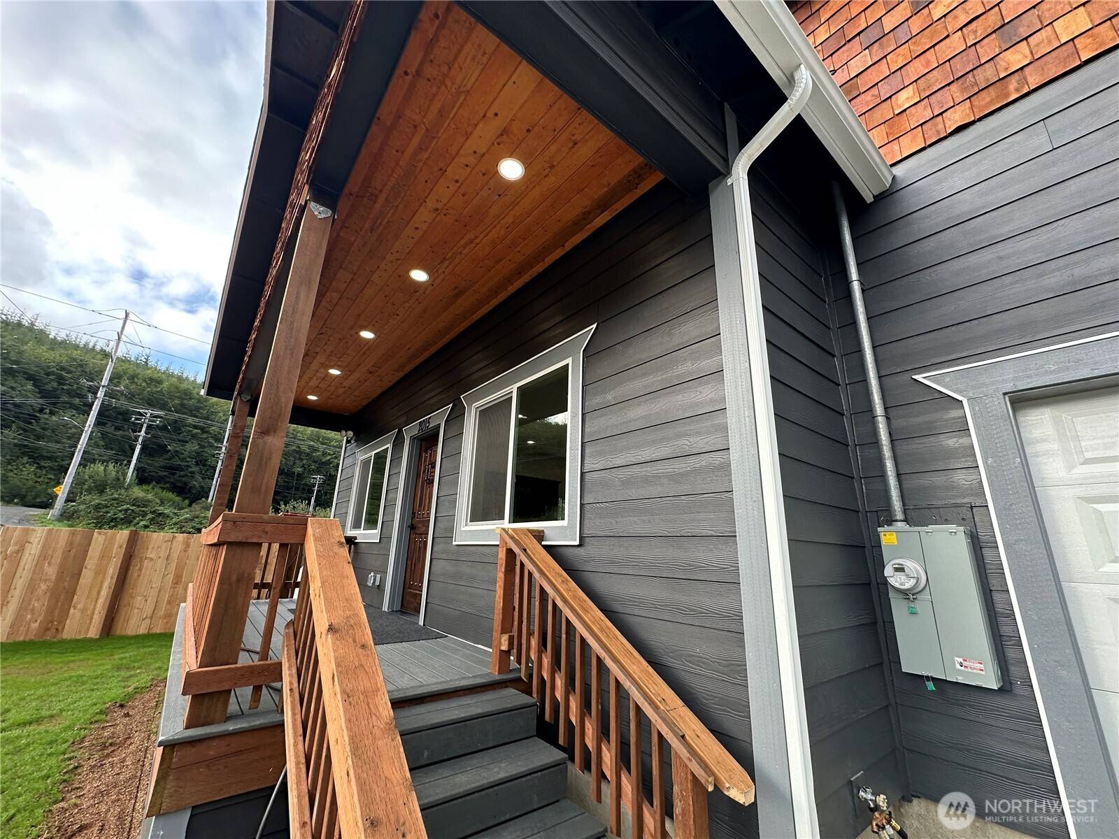 2015 Harding RD, Aberdeen, WA 98520