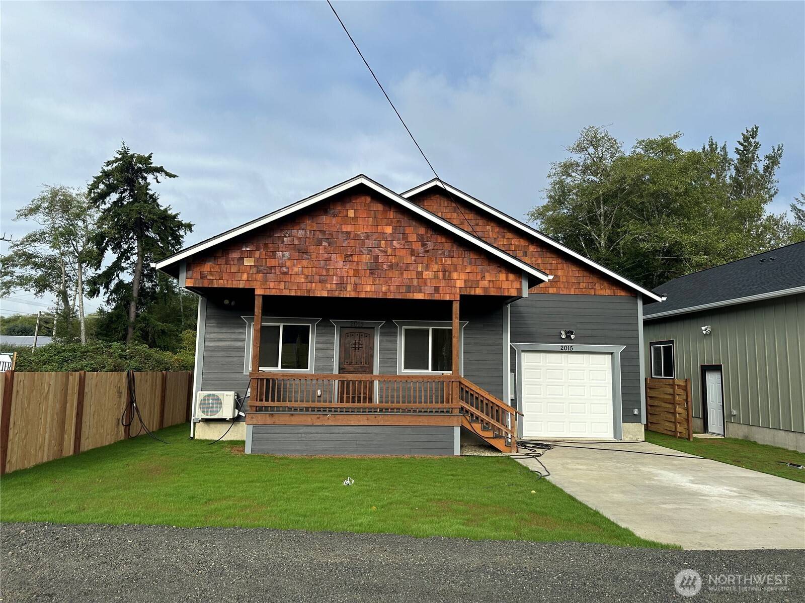 2015 Harding RD, Aberdeen, WA 98520
