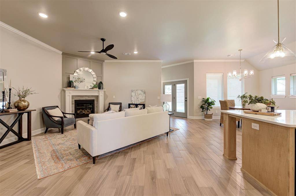 3325 Slate River DR, Yukon, OK 73099