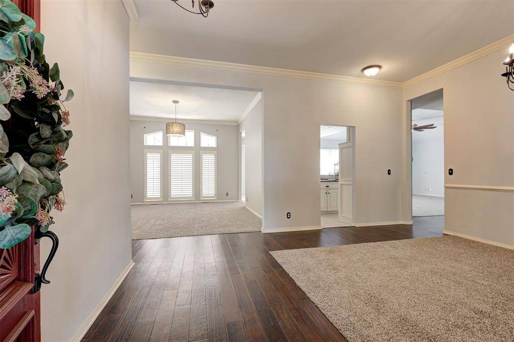 412 Kenswick CT, Edmond, OK 73034
