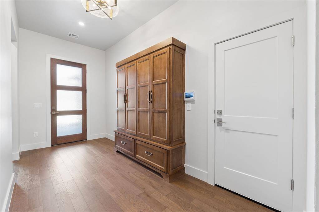 5000 Pont Neuf RD, Edmond, OK 73034