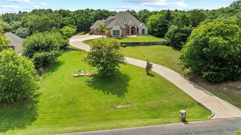 6405 Valley Ridge DR, Edmond, OK 73034