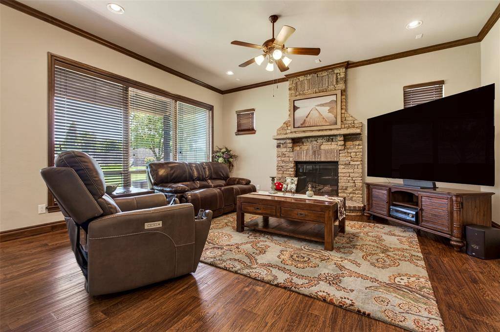 320 NW 151st PL, Edmond, OK 73013