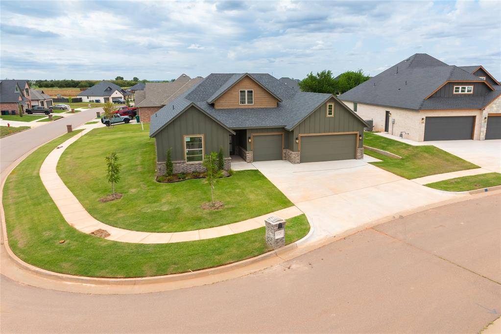11729 NW 105th ST, Yukon, OK 73099