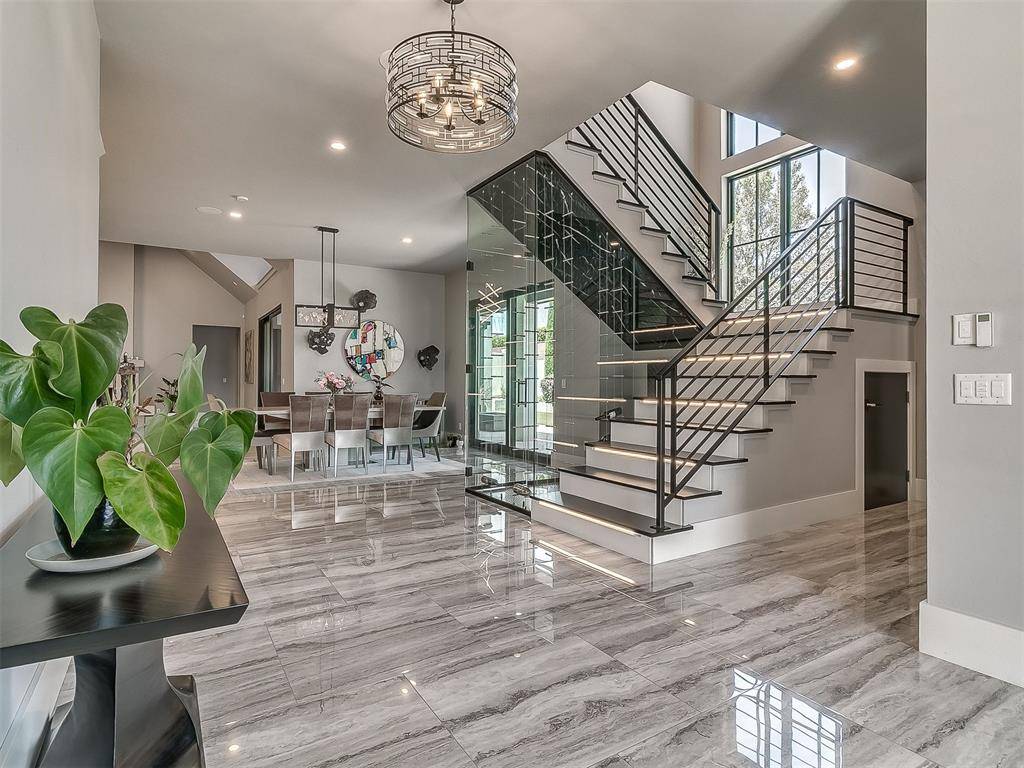 15617 Woodleaf LN, Edmond, OK 73013