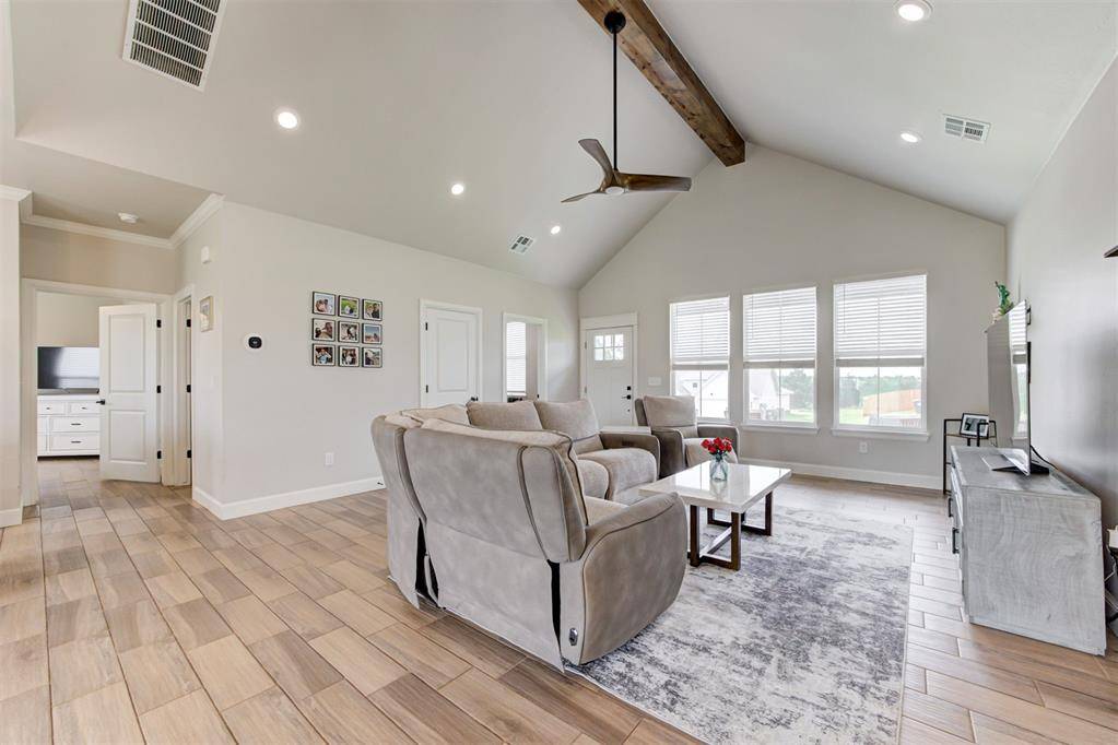 1560 Prairie Vista, Guthrie, OK 73044