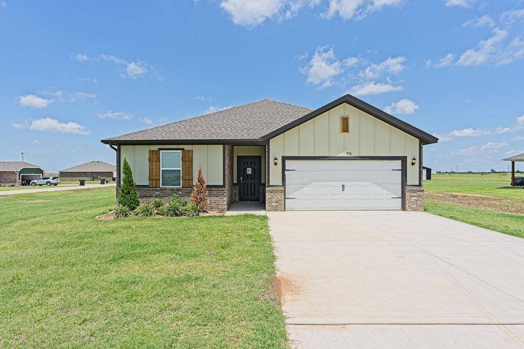1710 Oak WAY, Tuttle, OK 73089