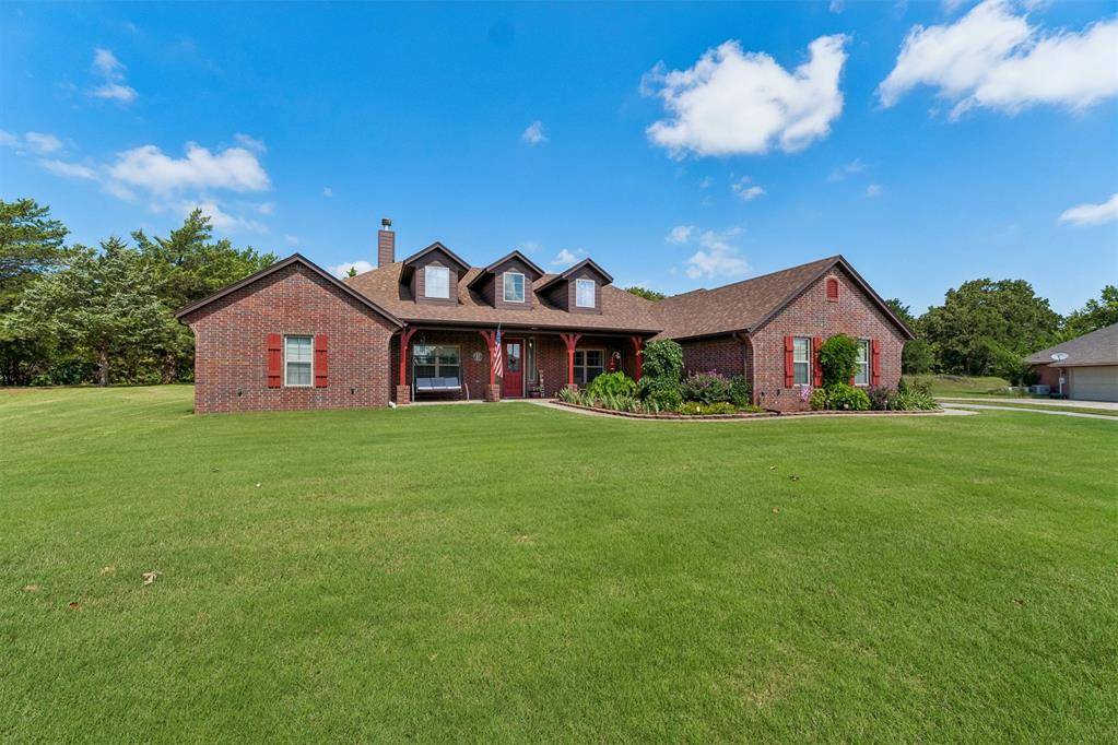 14215 Pleasant Wood LN, Edmond, OK 73034