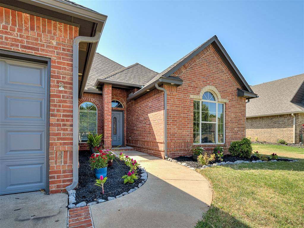 13150 Red Oak DR, Choctaw, OK 73020