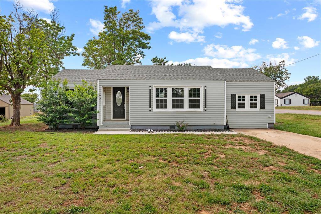 621 N 5th ST, Weatherford, OK 73096