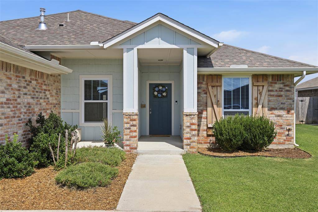 1730 Huntington CT, Newcastle, OK 73065