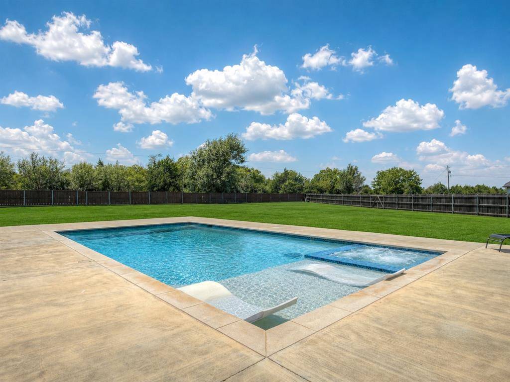 2446 NW 220th TER, Edmond, OK 73025