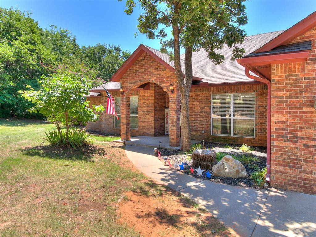 7824 Bobwhite TRL, Jones, OK 73049