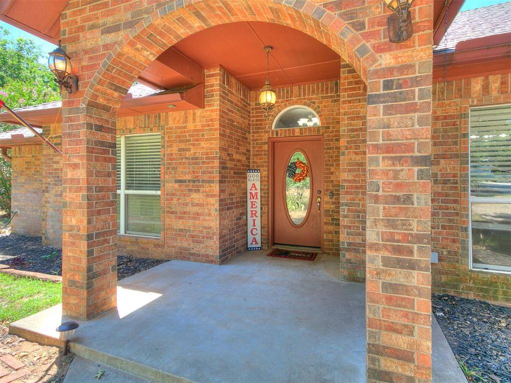 7824 Bobwhite TRL, Jones, OK 73049