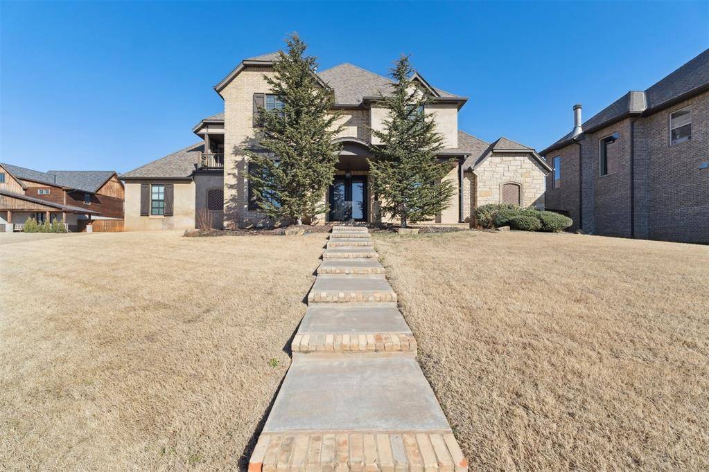 4624 Roundup RD, Edmond, OK 73034