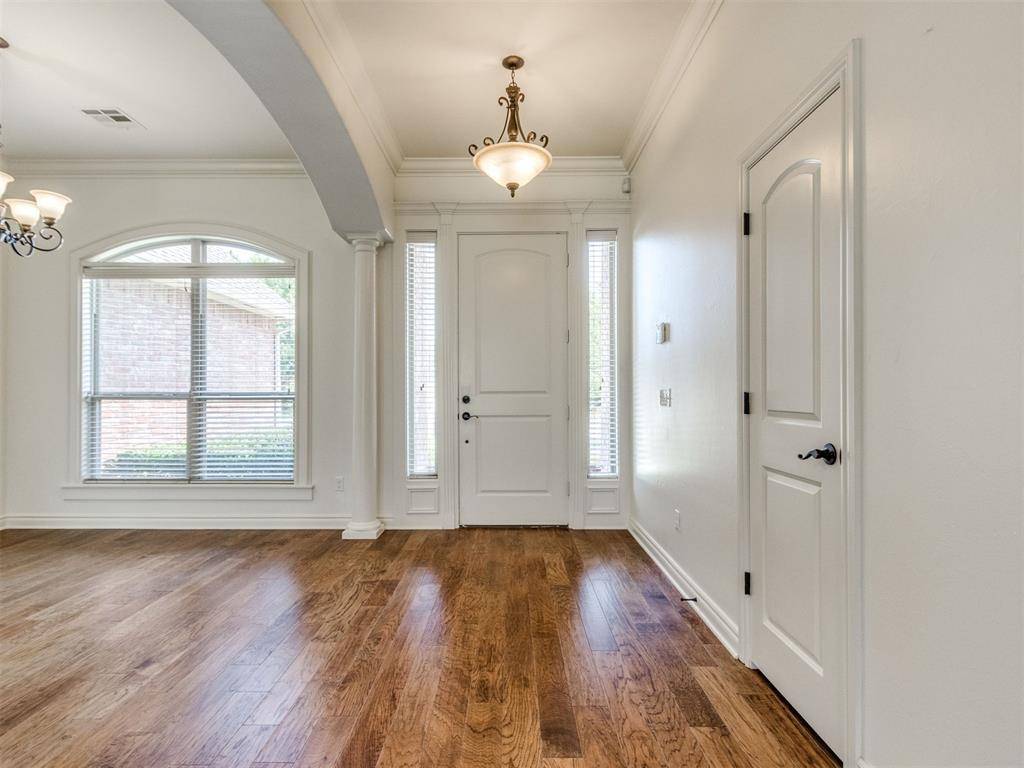 912 Trisha LN, Norman, OK 73072