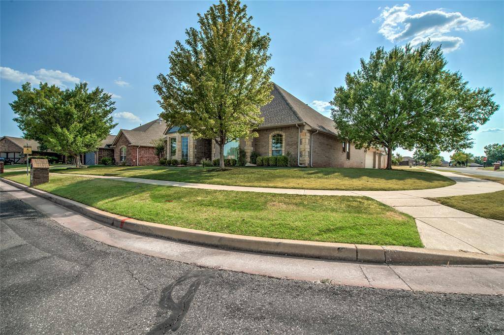 4712 NW 157th TER, Edmond, OK 73013