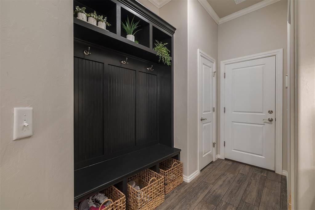 801 Bison Crossing DR, Yukon, OK 73099