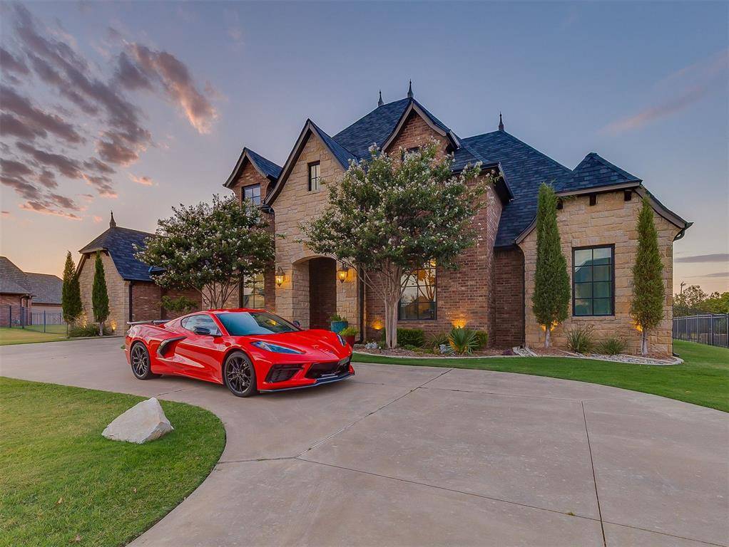 4213 Paloma CIR, Edmond, OK 73012
