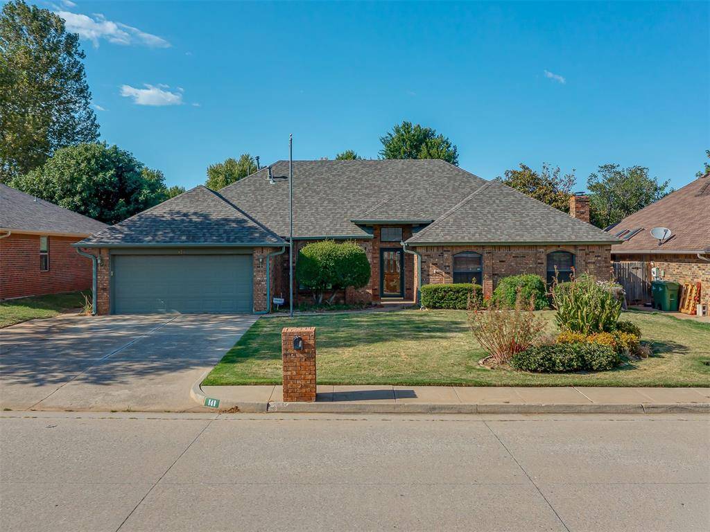 141 E Olympic DR, Yukon, OK 73099