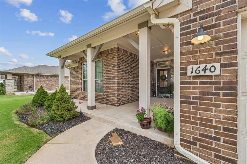 1640 SW 159th ST, Oklahoma City, OK 73170