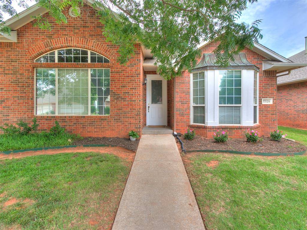 15524 Swallowtail DR, Edmond, OK 73013