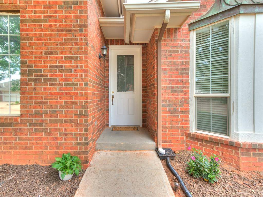 15524 Swallowtail DR, Edmond, OK 73013
