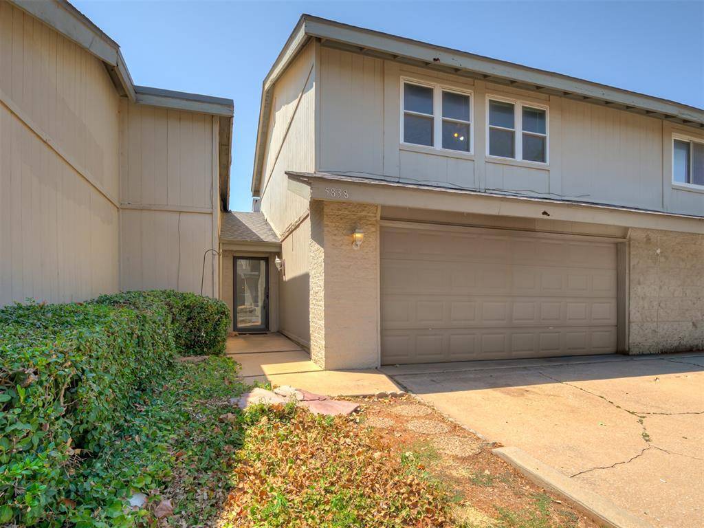 5838 Hefner Village CT, Oklahoma City, OK 73162