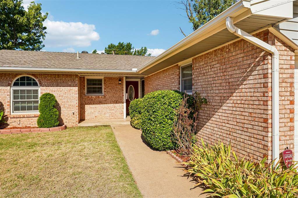2629 N Markwell AVE, Bethany, OK 73008