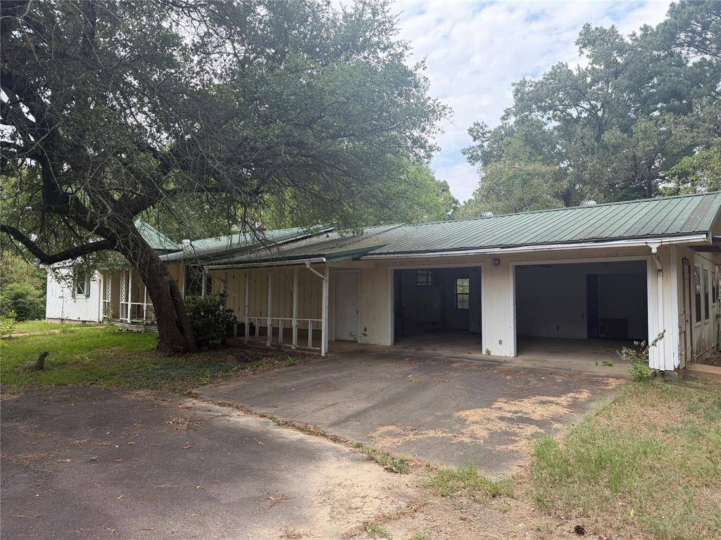 1822 N US Hwy 259 HWY, Broken Bow, OK 74728
