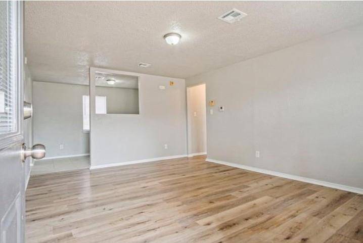 1165 SE 19th ST, Oklahoma City, OK 73129