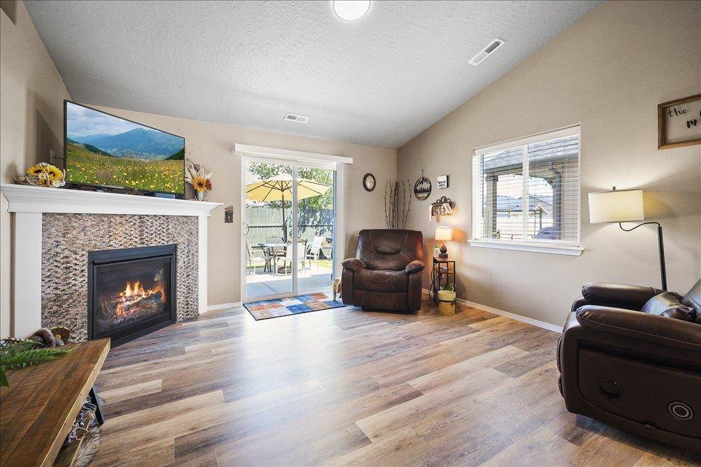 18919 E FAIRVIEW Ave, Spokane Valley, WA 99027