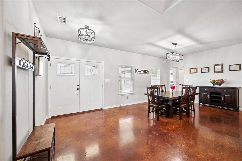 2435 Cobler Road, Collinsville, TX 76233