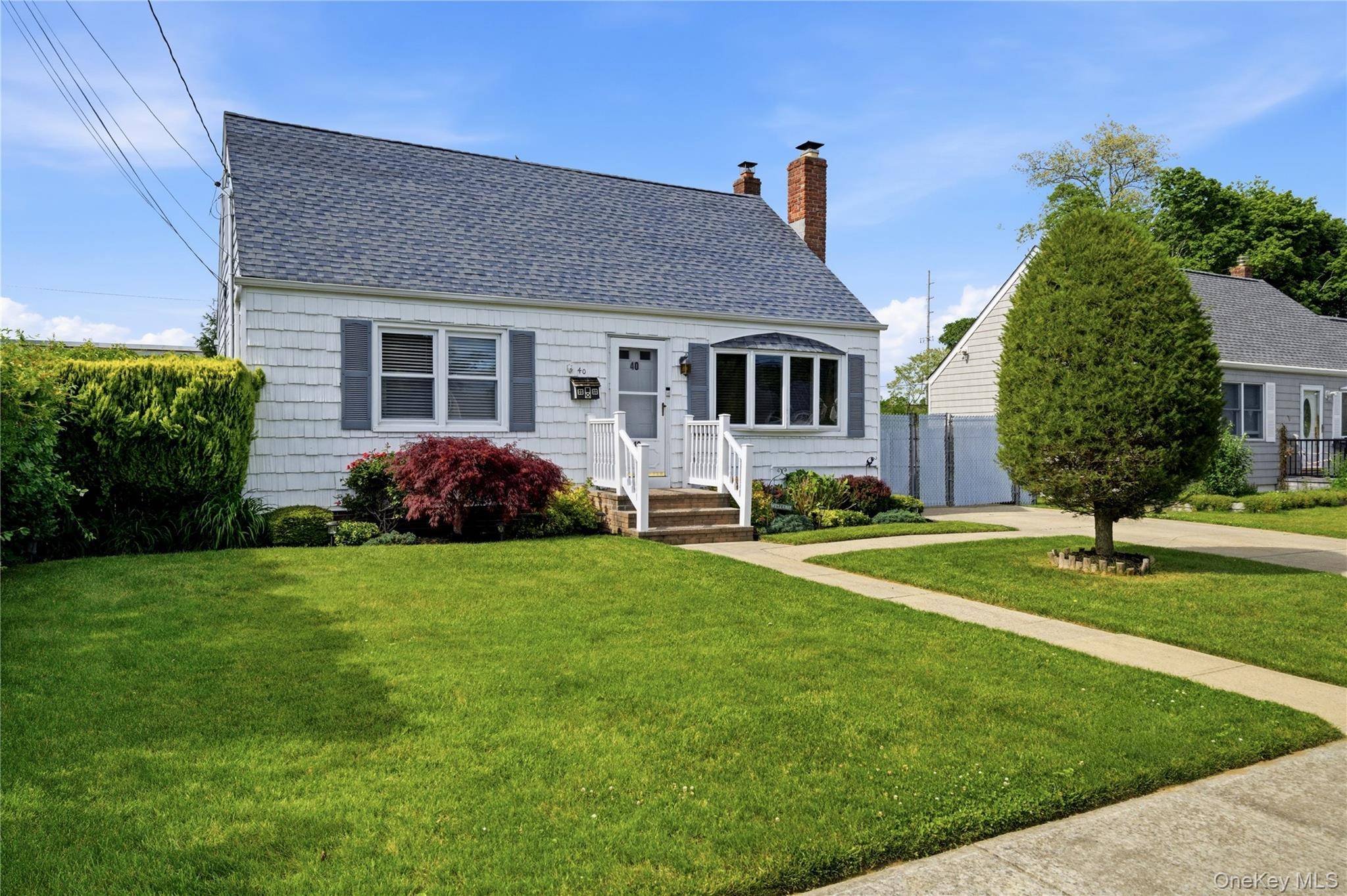 40 Lombardi PL, Amityville, NY 11701