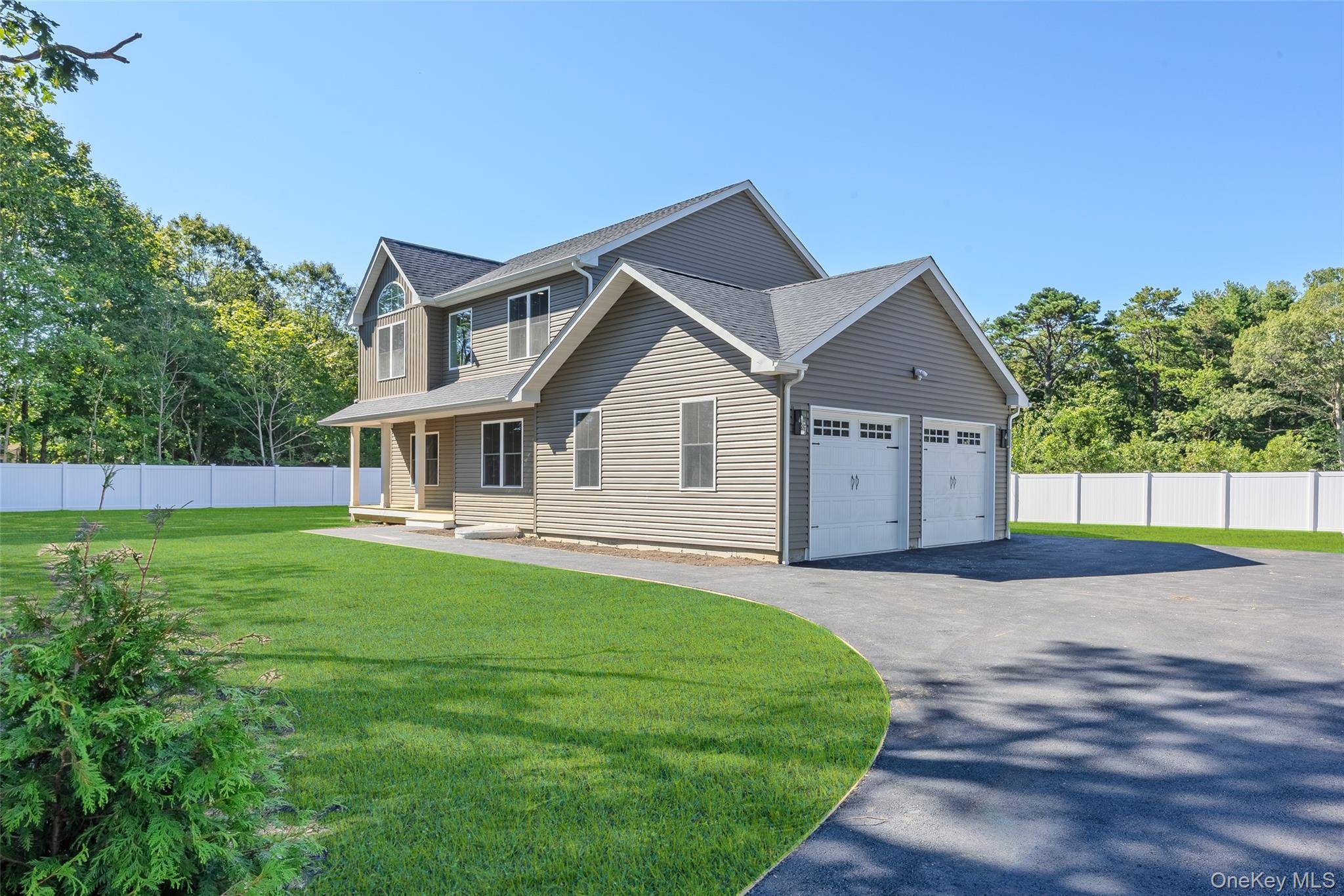 557 Canal RD, Mount Sinai, NY 11766