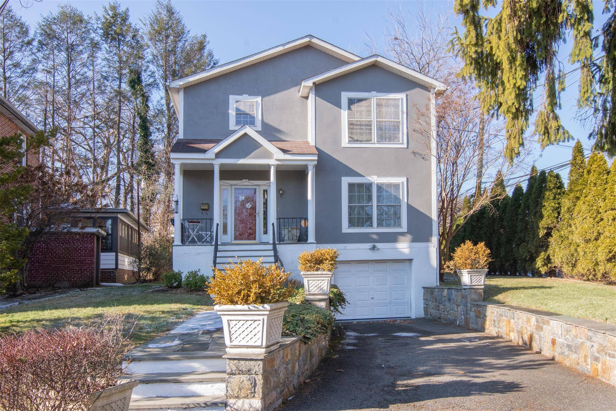 376 Rich AVE, Mount Vernon, NY 10552