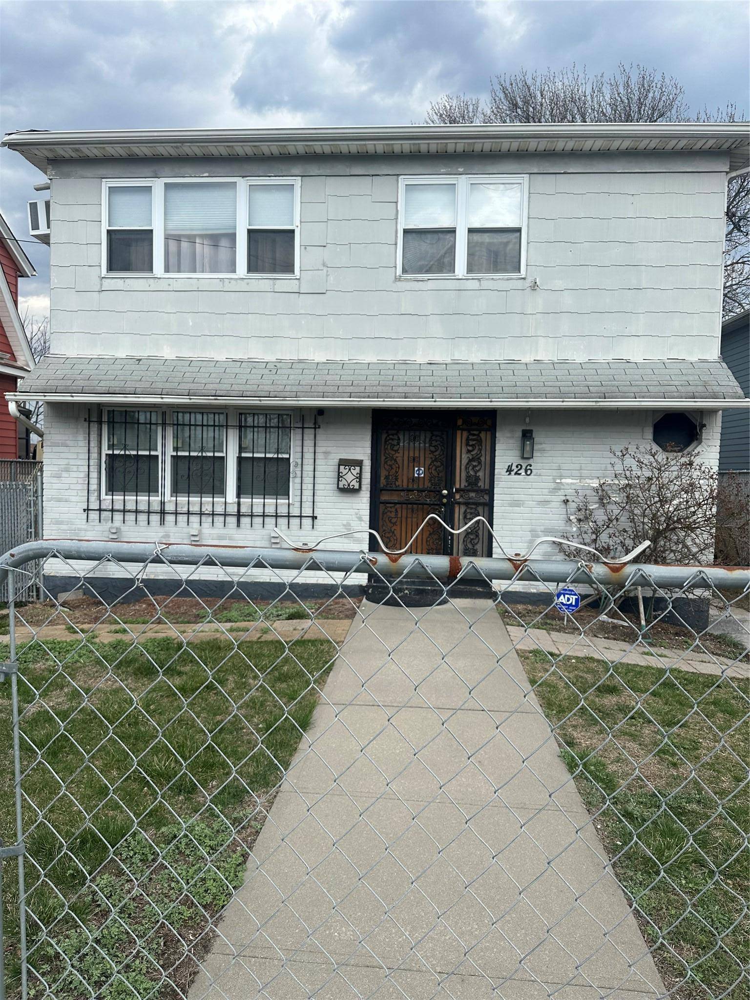 426 Beach 44th ST, Far Rockaway, NY 11691