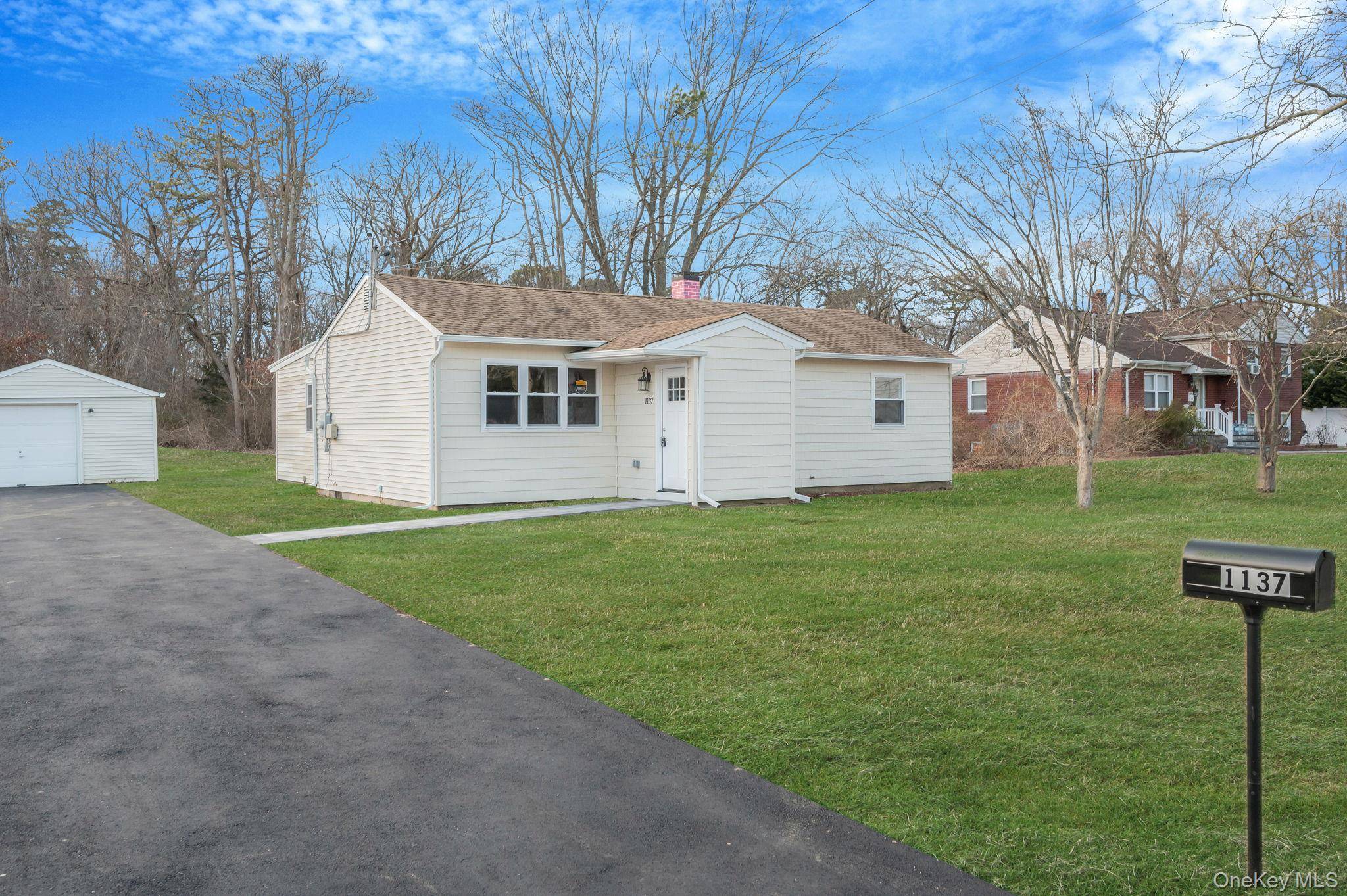1137 Nugent AVE, Bay Shore, NY 11706