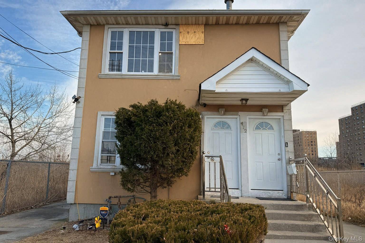 472 Beach 43rd ST, Far Rockaway, NY 11691