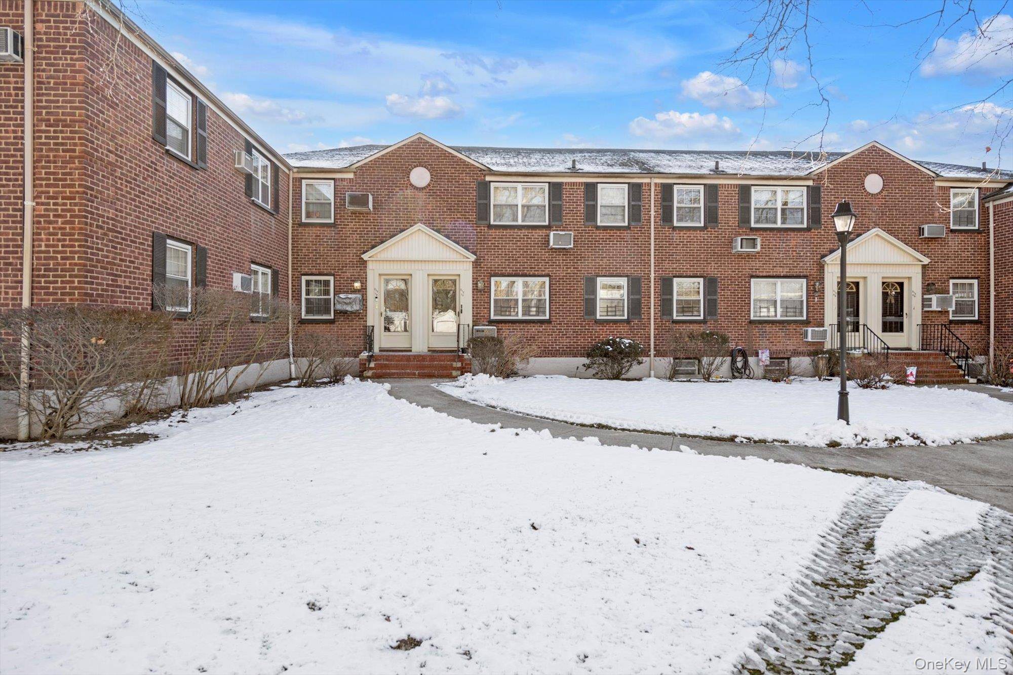 212-10 69 AVE #A, Bayside, NY 11364