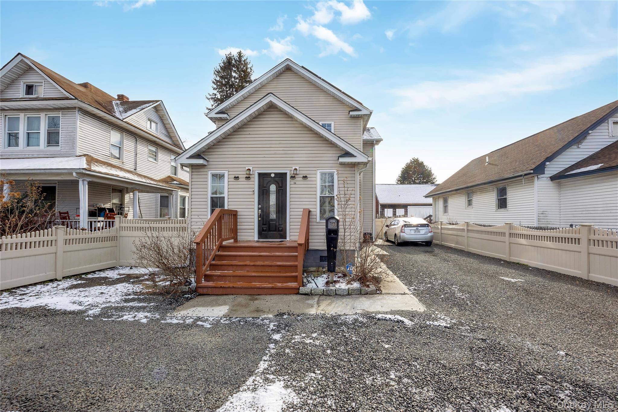59 Oak ST, Amityville, NY 11701